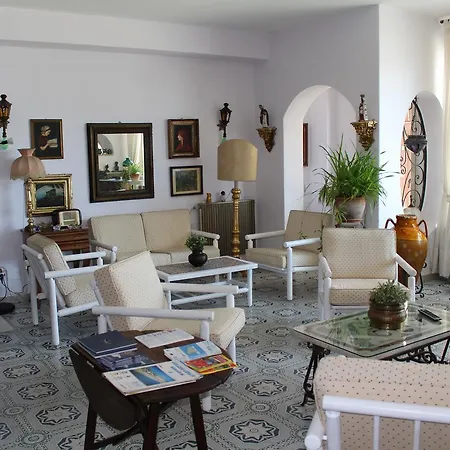Hotel Villa Mora-3